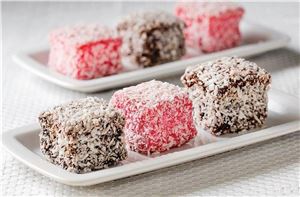 Lamingtons-6-001-Choc-and-Raspberry-4cm-Square-(48)-Priestleys-(245914)