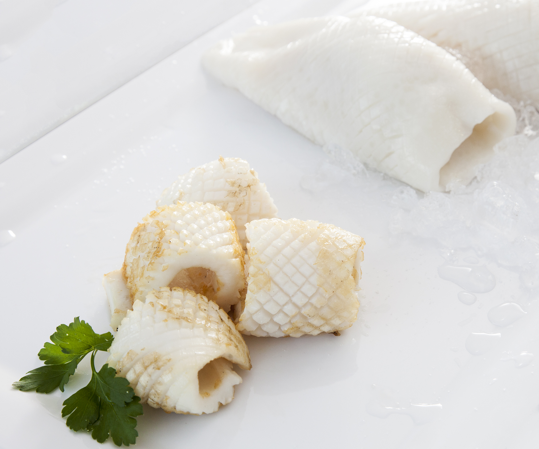 Top Sail Squid Pineapple Cut