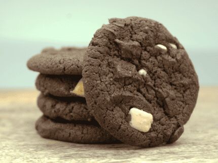 Biscuits**Triple Choc Chunky Cookie 12.5Kg Bakels