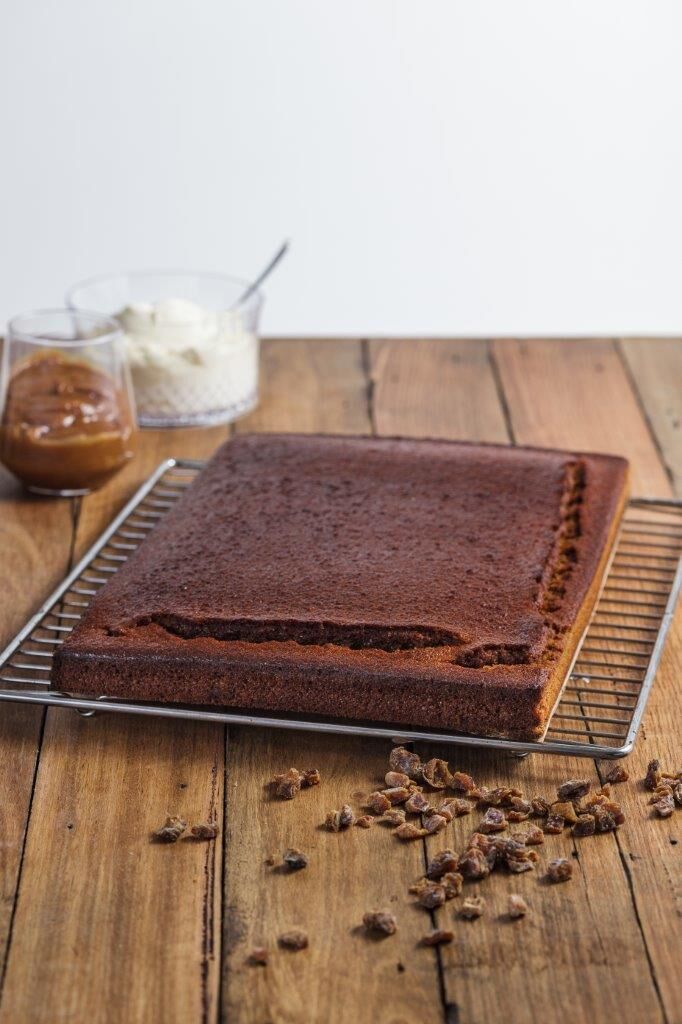 Cake, Sticky Date 2kg Country Chef