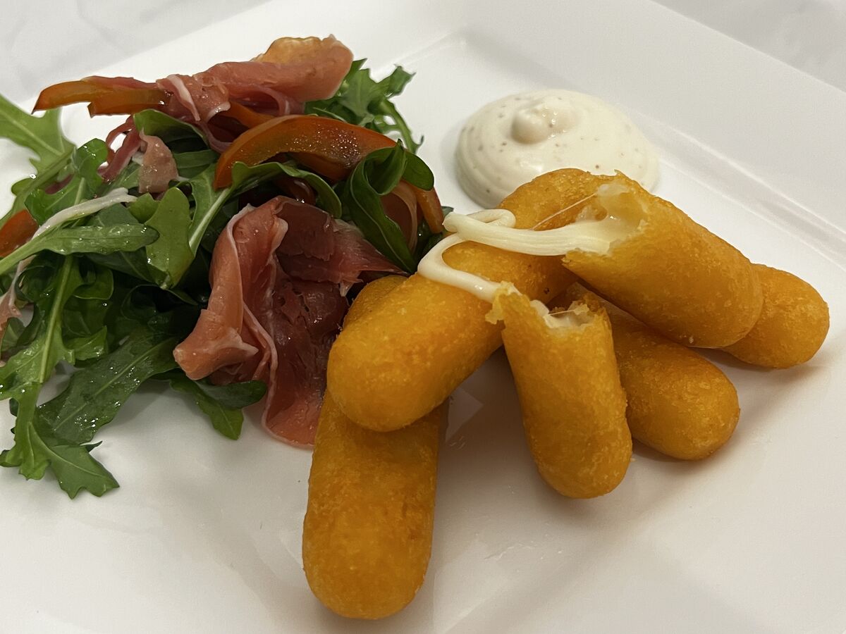 Cheese Sticks, Battered Mozzarella 80x25gm Keiths (H)