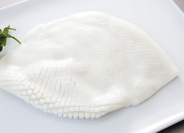 Mantzaris Squid Fillet Pineapple Cut