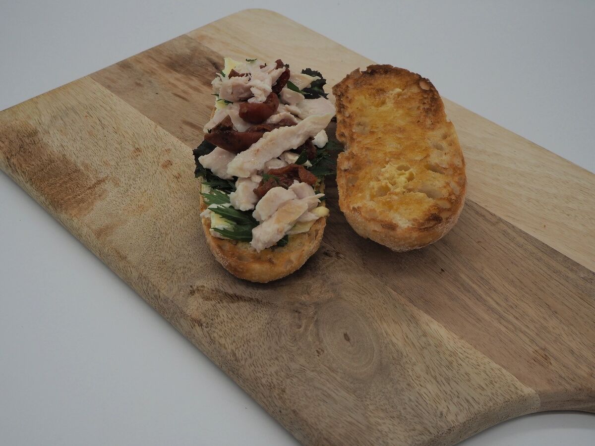 Chicken Breast FRESH Oven Roasted Shredded 1Kg Our Kitchen (GF) (H)