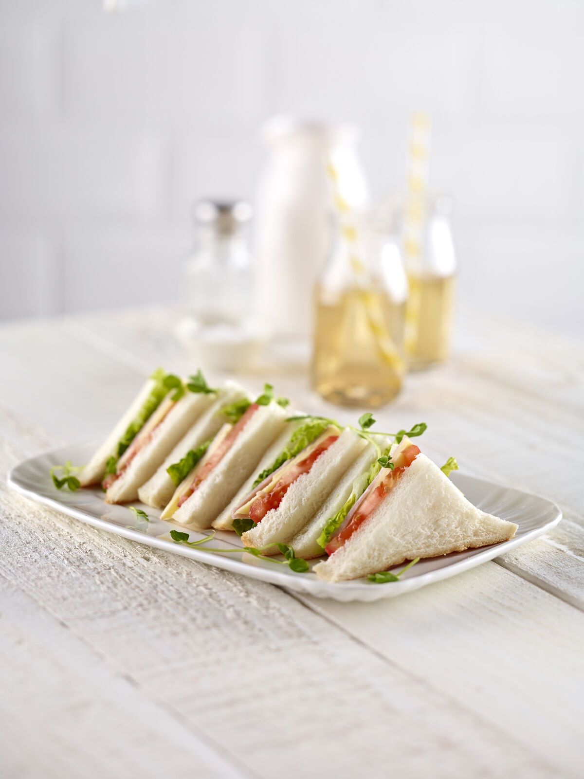 Bread, White Sliced 700gm (9323) Tip Top (VG) (H)
