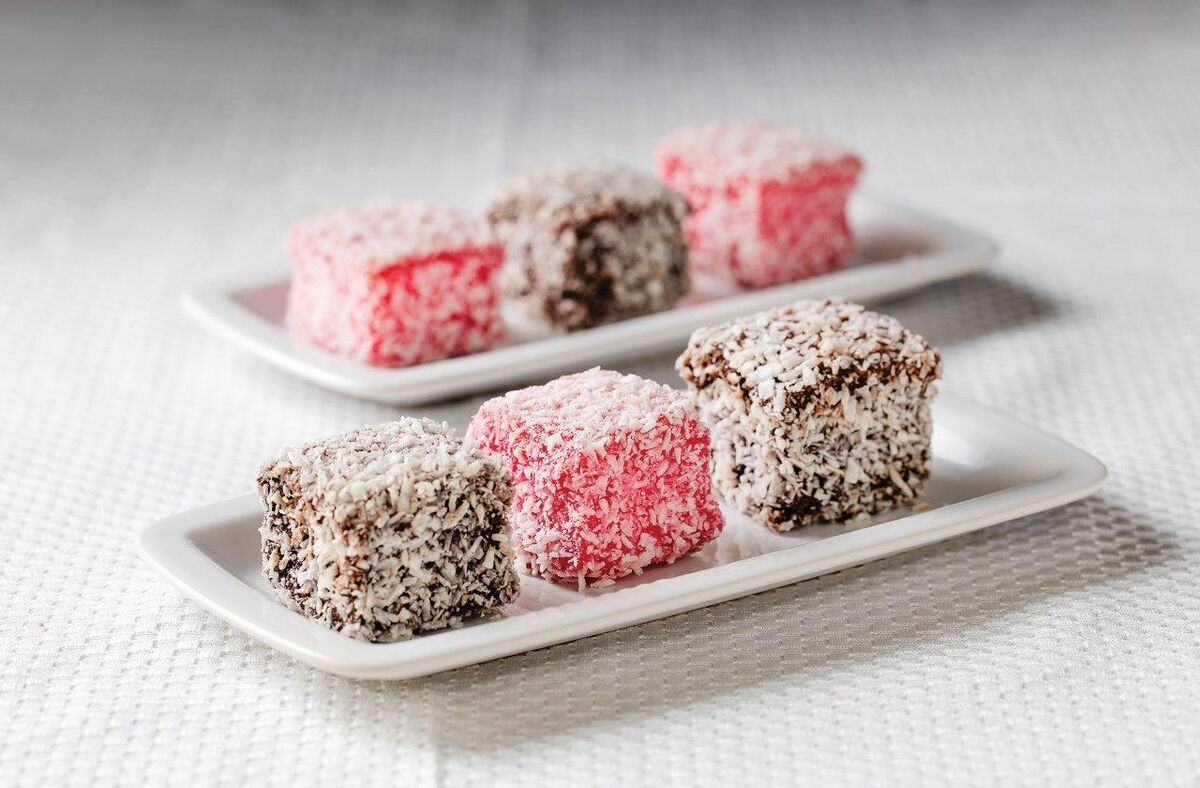 Lamingtons, 6-001 Choc and Raspberry 4cm Square (48) Priestley’s