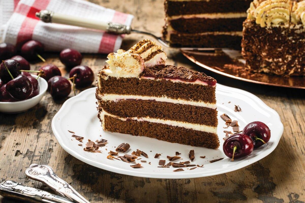 Gateau, 1-860 Black Forest 2X(14 Portions) CARTON Priestley’s