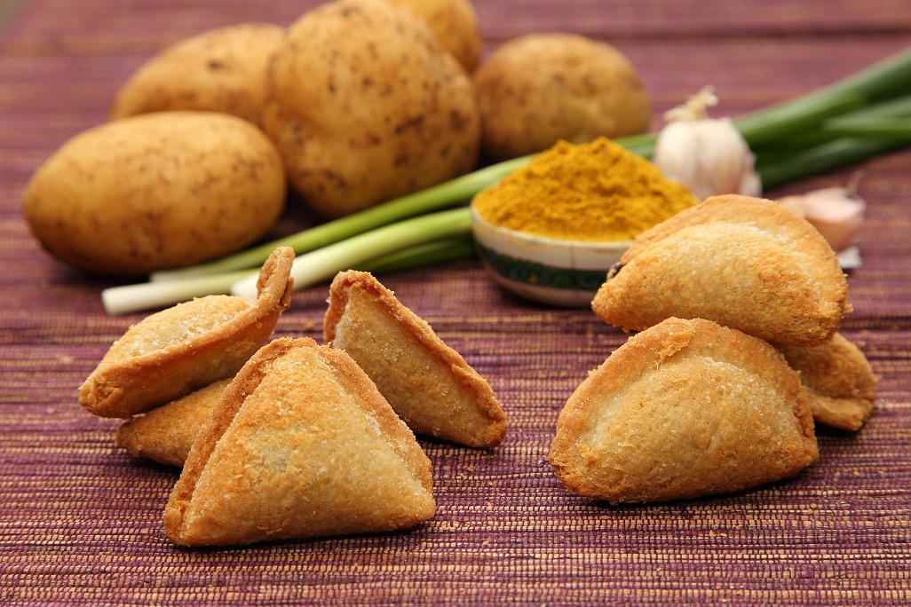 Golden Fan Samosa Malaysian Chicken Curry