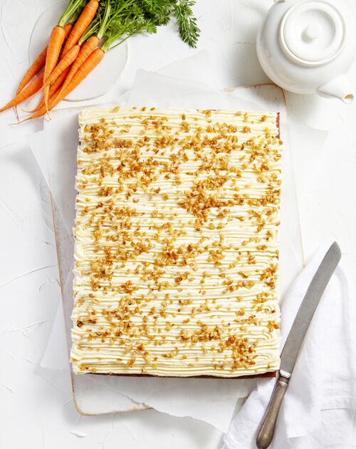 Cake, Carrot Slab Whole 2.6 Kg Mamakaz