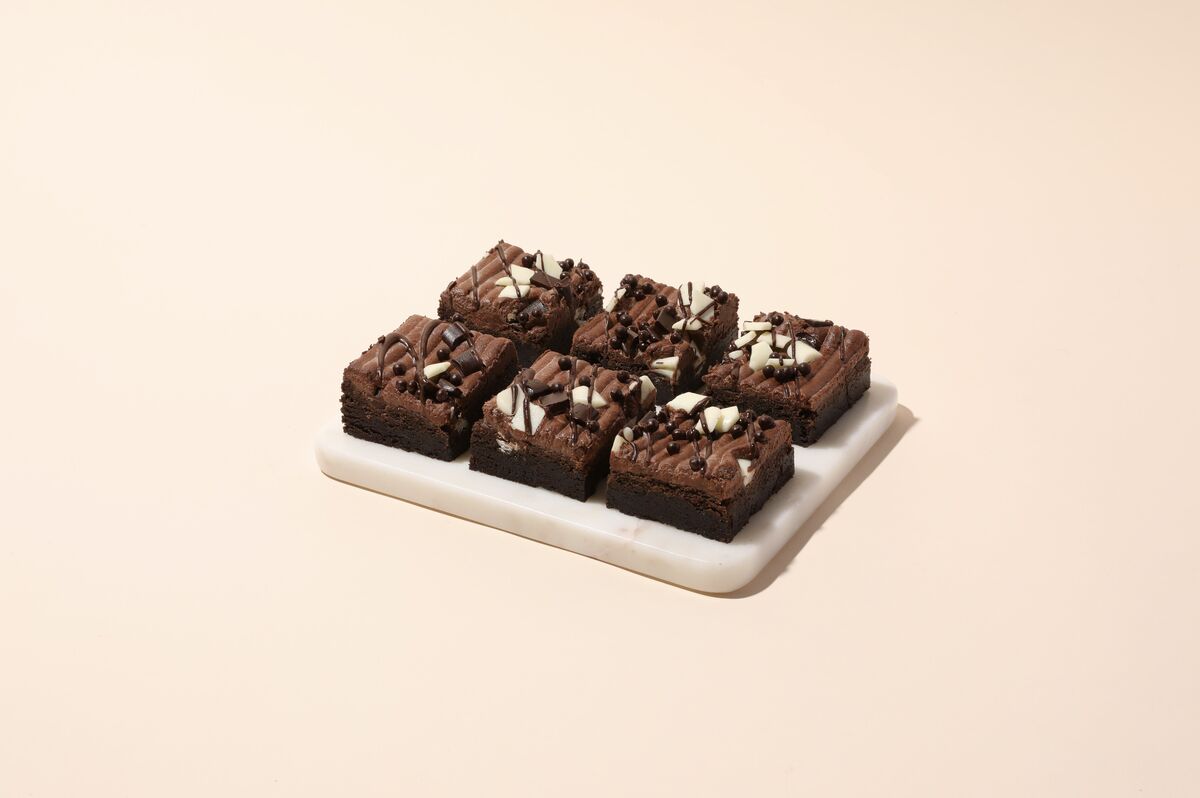 Slice, 1-900 Triple Choc Brownie (15 Portions) Priestley’s