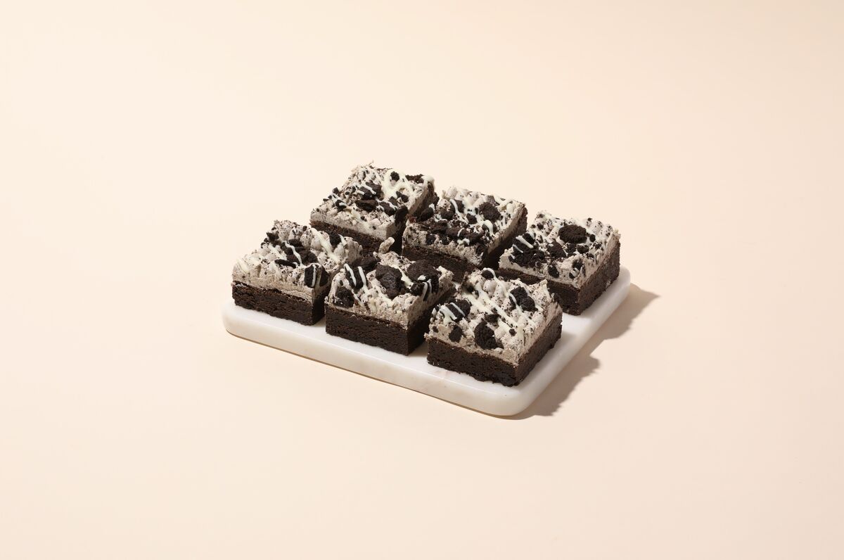 Slice**1-987 Cookies & Cream Brownie (15 Portions) Priestley’s