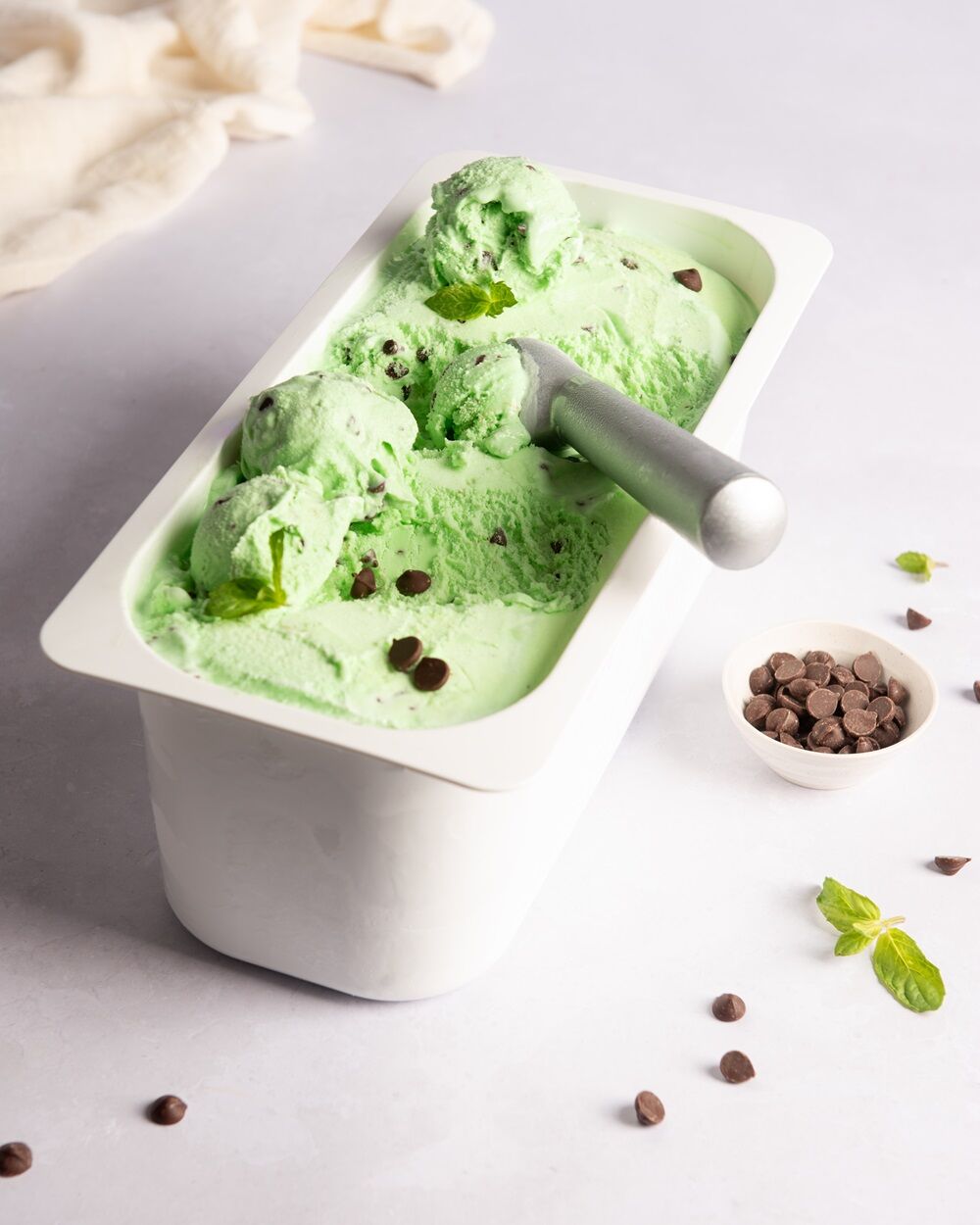Ice Cream**Peppermint Choc Chip 5L Golden North (GF)