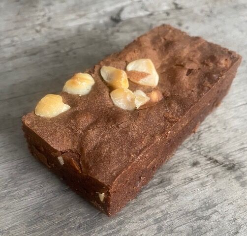 Brownie, Macadamia Choc Fudge 12x95gm, Long Time Baker (GF)