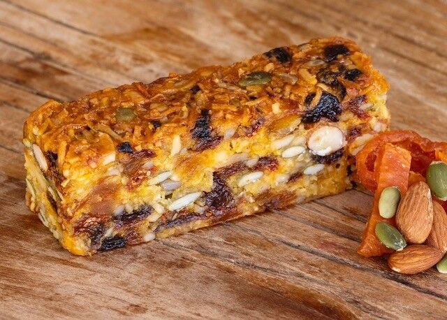 Bar, Apricot, Goji & Almond 18x75gm, Long Time Baker (GF)