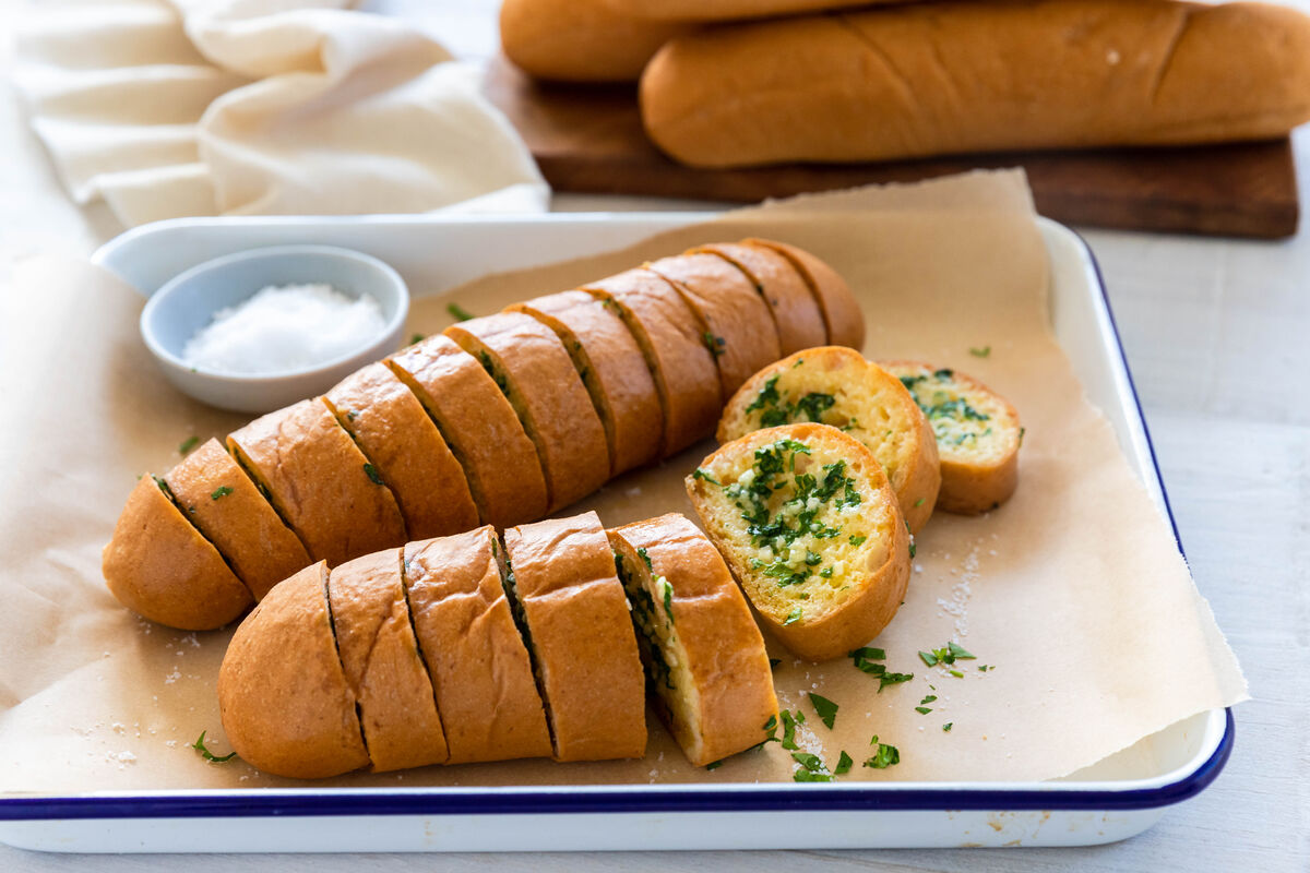 Bread**Garlic VEGAN 12x190gm CARTON Mission